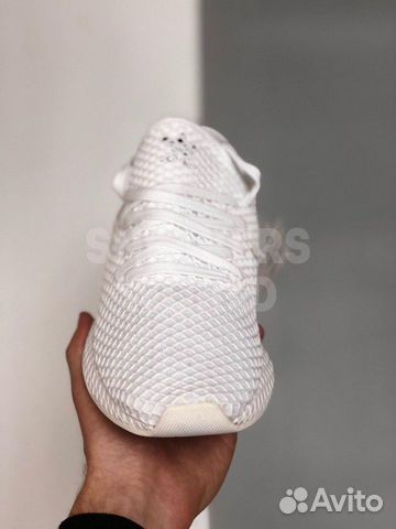 Adidas Deerupt белые Adidas Deerupt белые
