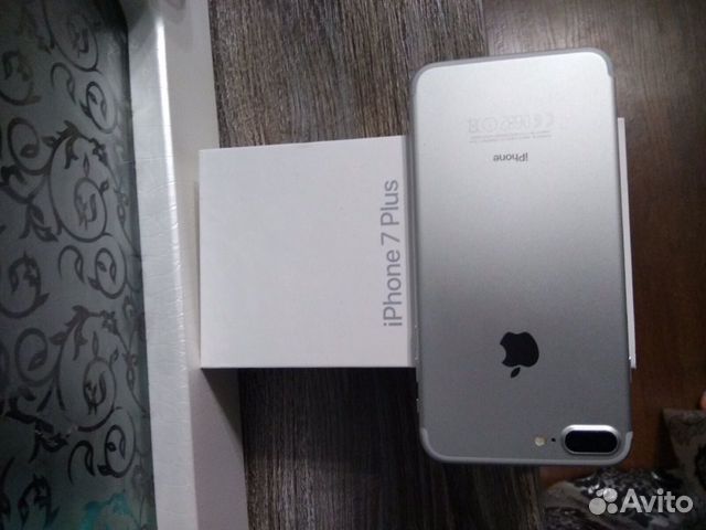 Продам айфон 7s plus