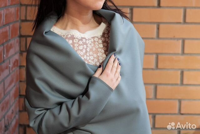 Дизайнерский стильный шерстяной кардиган Дизайнерский стильный шерстяной кардиган