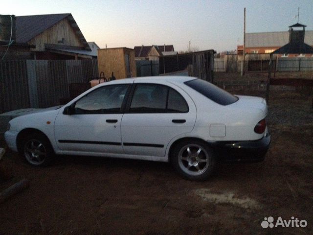 Nissan Almera 1.6 МТ, 1997, битый, 126 000 км