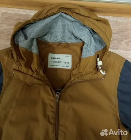 Ветровка подростковая Pull&Bear, р.S Ветровка подростковая Pull&Bear, р.S