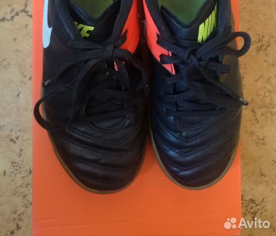 Бутсы Nike футзальные Бутсы Nike футзальные
