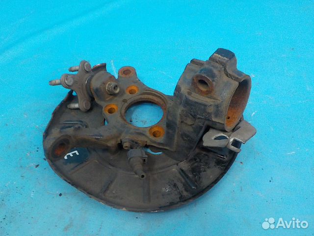 Поворотный кулак передний правый Тигуан, Джета