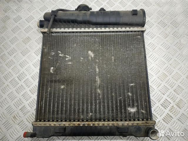 Радиатор основной Mercedes Benz C W202 1994-1997 Радиатор основной Mercedes Benz C W202 1994-1997