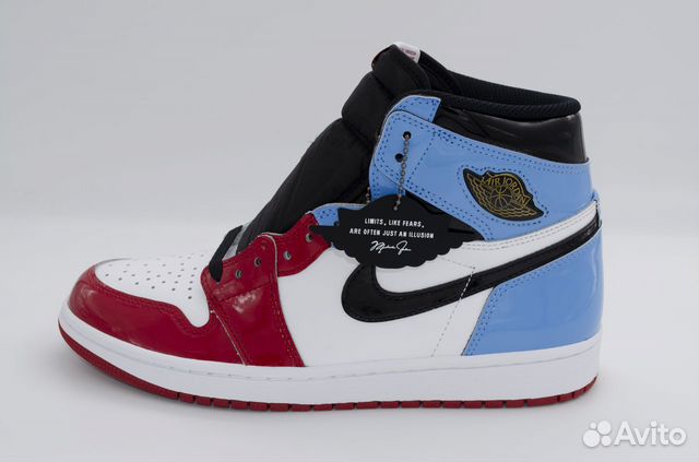 Jordan 1 High Retro Fearless 8,5 US Jordan 1 High Retro Fearless 8,5 US