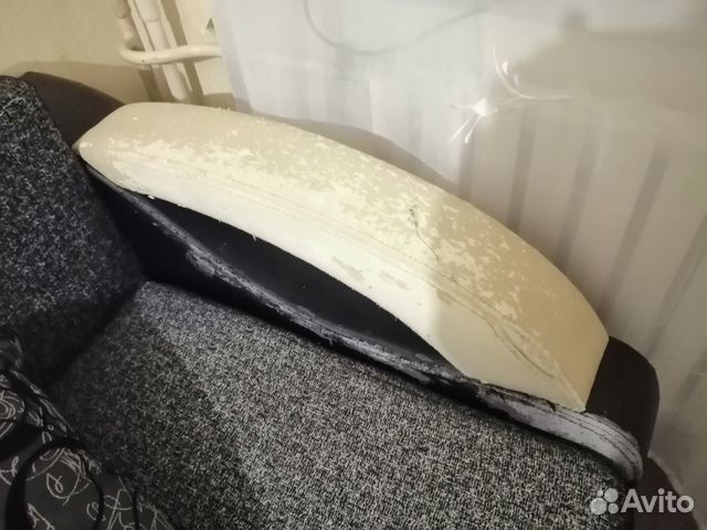 Диван