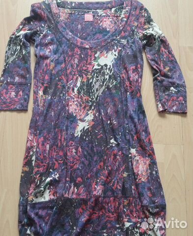 Kiki новое красивое трикотажное платье Kiki новое красивое трикотажное платье