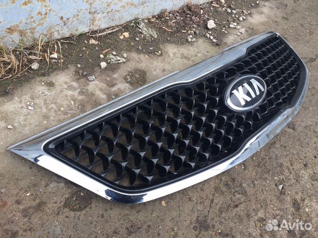 Решетка радиатор Kia Sportage 3 рест