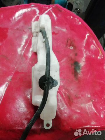 Расширительный бачок Toyota Camry 50