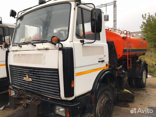 Водитель категории С поливомоечной машины кдм