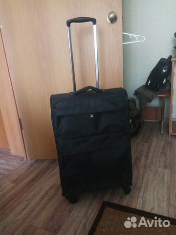 Чемодан на колесах Чемодан на колесах
