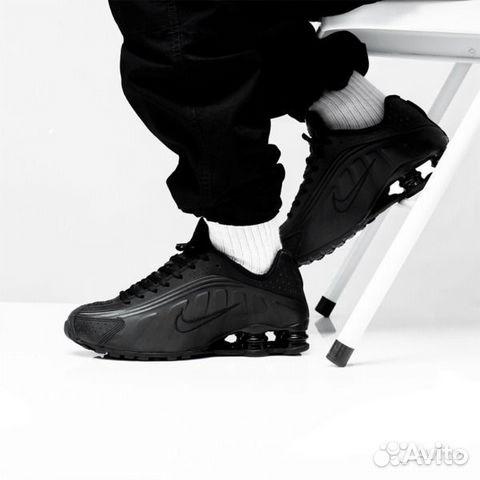 Кроссовки Nike Shox R4 Кроссовки Nike Shox R4