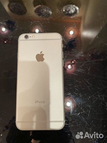 Телефон iPhone 6s серебреный