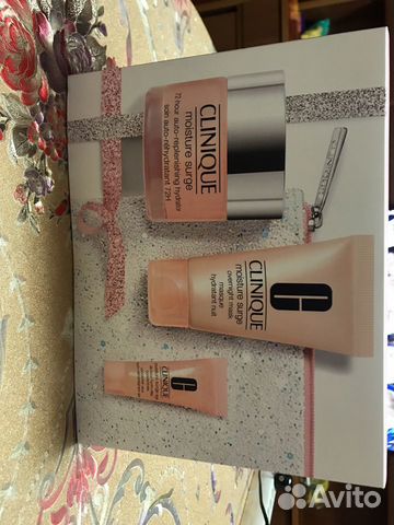 Косметический набор clinique Косметический набор clinique