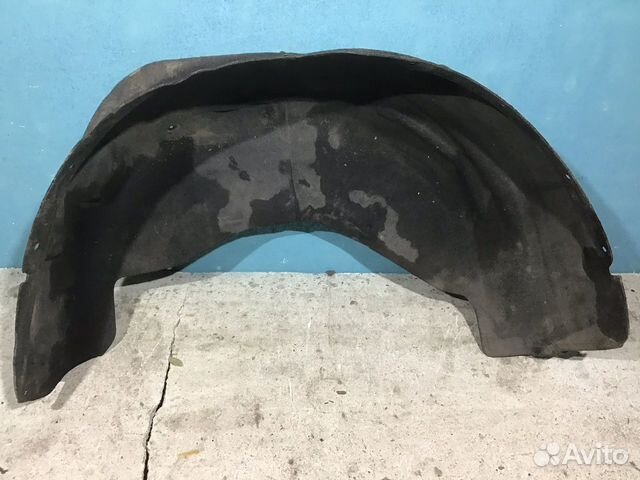 BMW X5 E70 подкрылок задний правый BMW X5 E70 подкрылок задний правый