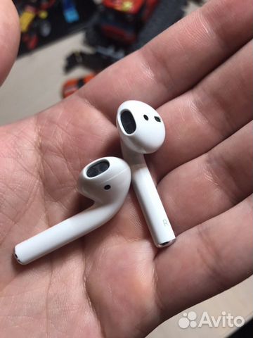Наушники AirPods 2 с беспроводной зарядкой