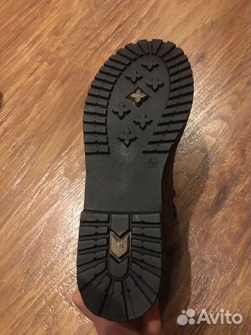 Зимние ботинки женские