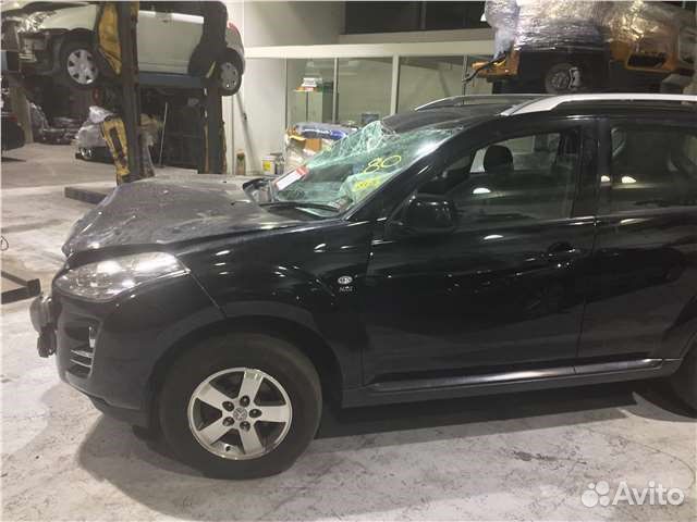 Разобран на запчасти Peugeot 4007 Разобран на запчасти Peugeot 4007