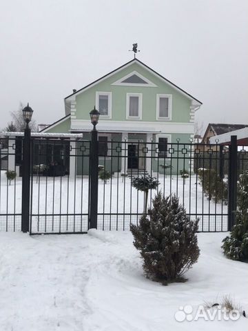 Коттедж 270 м² на участке 10 сот. Коттедж 270 м² на участке 10 сот.