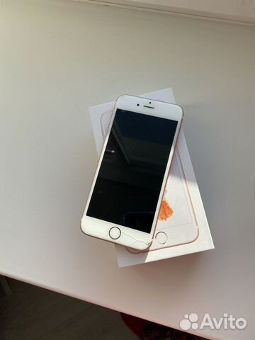 Телефон iPhone 6s