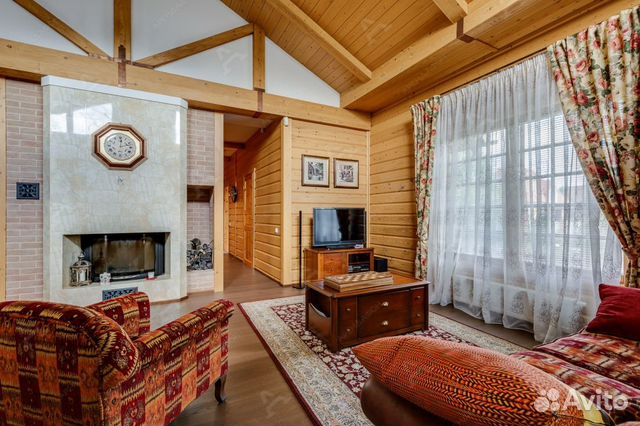 Дом 200 м² на участке 20 сот.