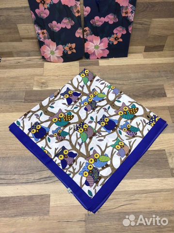 Новый женский шёлковый платок Gold Kashkha Новый женский шёлковый платок Gold Kashkha