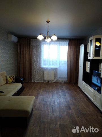 2-к квартира, 65 м², 4/10 эт.