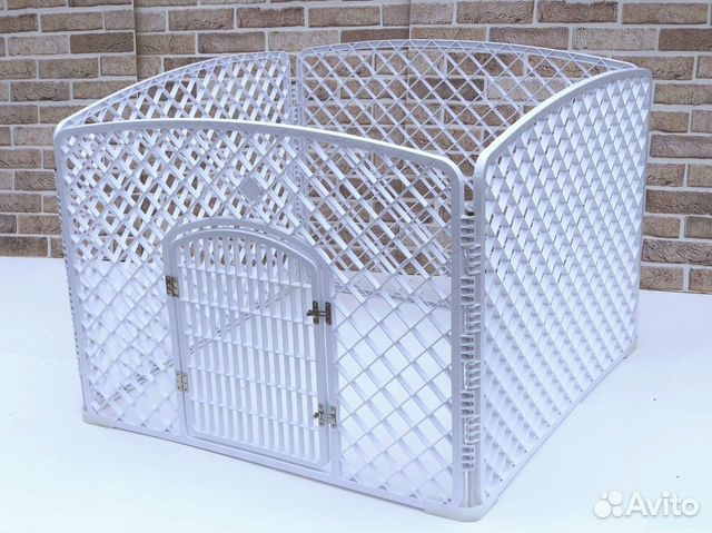 Пластиковый вольер для щенков. Вольеры из пластиковых труб. Пластиковые вольеры. Пластиковый вольер. Пластиковый вольер для щенков.