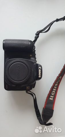 Зеркальный фотоаппарат Canon 20D EOS Зеркальный фотоаппарат Canon 20D EOS