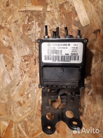 Блок ABS Volkswagen Passat B6 2л FSI