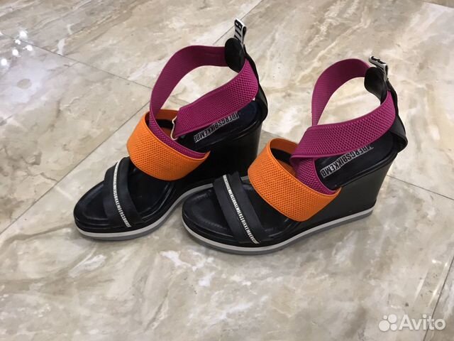 Босоножки Bikkembergs