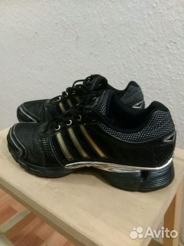 Кроссовки Adidas (оригинал) Кроссовки Adidas (оригинал)