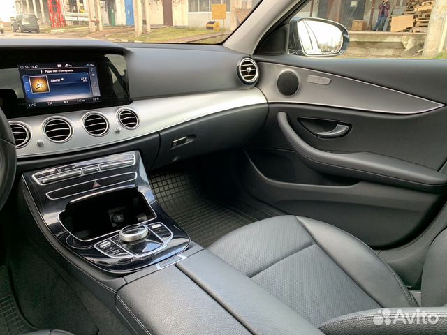 Аренда Mercedes Benz e200d для бизнес такси Аренда Mercedes Benz e200d для бизнес такси
