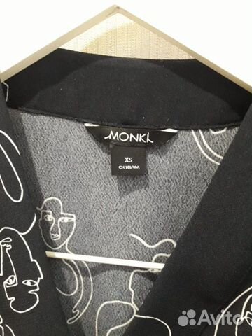 Платье Monki