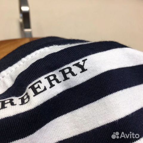 Футболка Burberry удлиненная