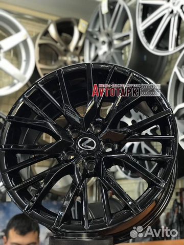 F sport lexus r20 5-114,3 черные глянцевые F sport lexus r20 5-114,3 черные глянцевые