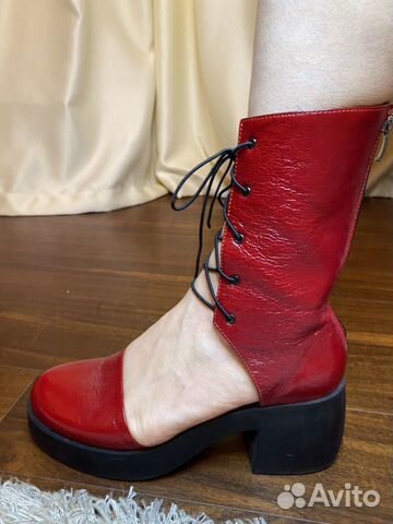 Модные стильные кожаные туфли Модные стильные кожаные туфли