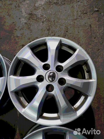 Диски бу оригинал R16 LU на Toyota