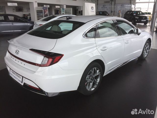 Hyundai Sonata 2.0 AT, 2020