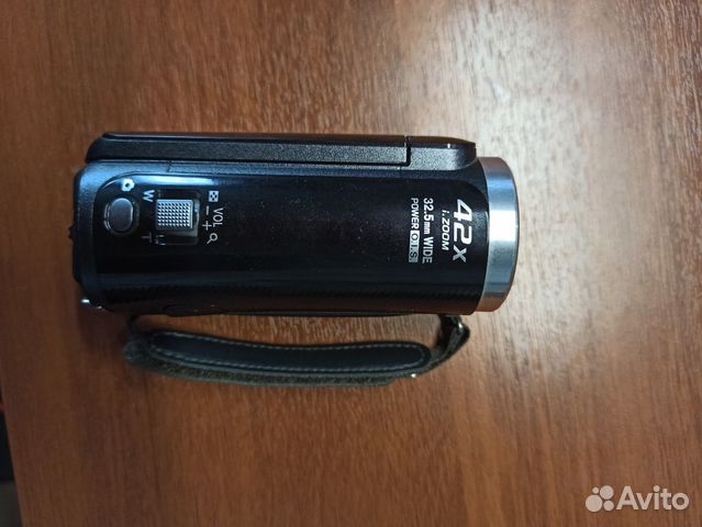 Видеокамера Panasonic HC-V100 Видеокамера Panasonic HC-V100