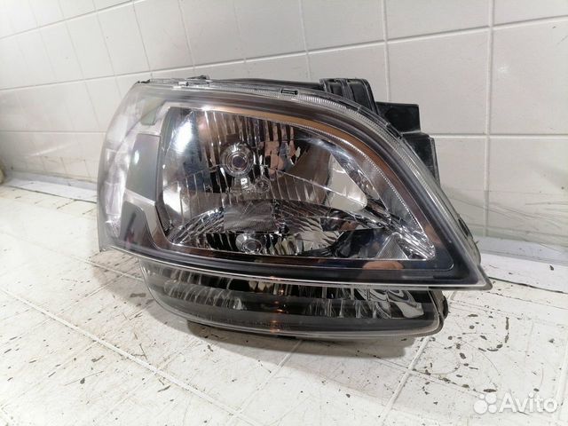 Фара галоген передняя правая Kia Soul 1 Фара галоген передняя правая Kia Soul 1