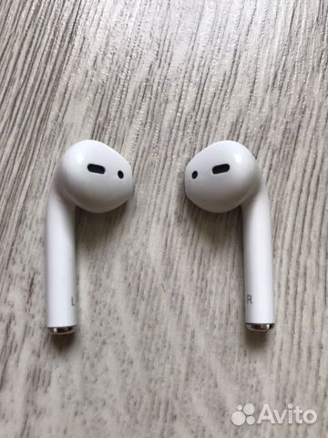 AirPods 2 AirPods 2