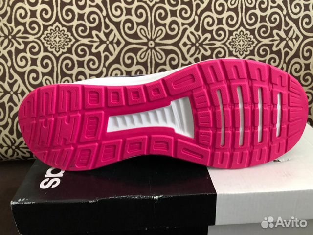 Кроссовки Adidas новые Кроссовки Adidas новые