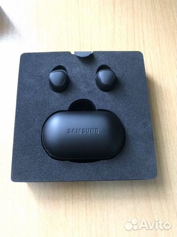 Наушники Samsung Gear IconX