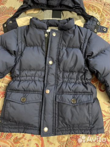 Пуховик- жилет Burberry Пуховик- жилет Burberry