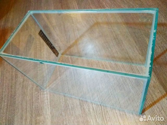 Аквариум 8.4 л с насосом, подсветкой, декорациями