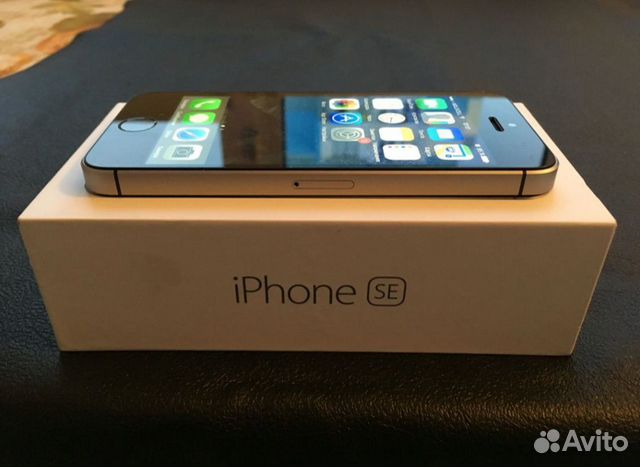 Телефон iPhone SE 32gb Телефон iPhone SE 32gb