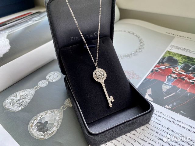 Подвеска-ключ Tiffany & Co. из платины Подвеска-ключ Tiffany & Co. из платины