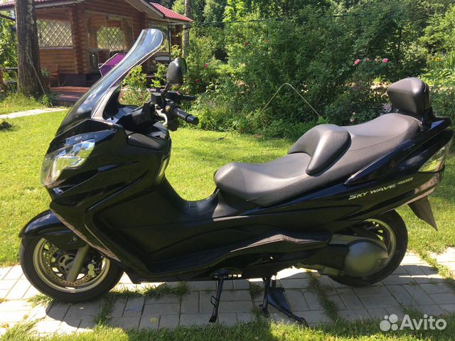 Suzuki SkyWave 400