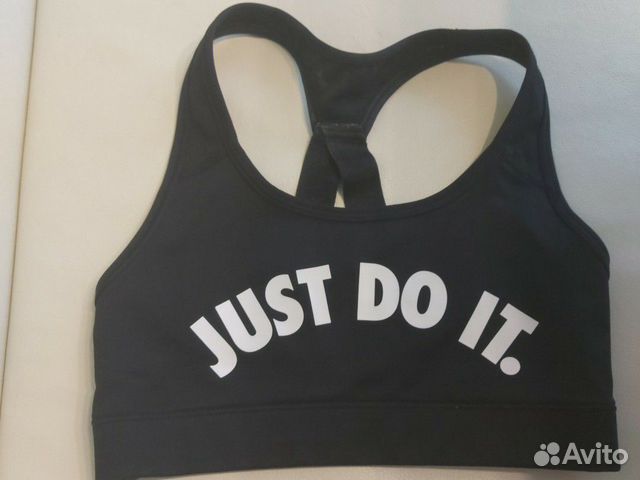 Топ спортивный женский nike XS Топ спортивный женский nike XS